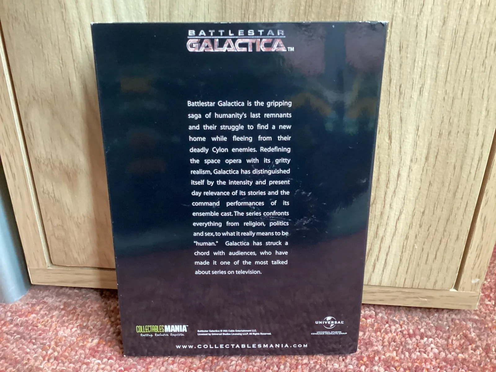 BATTLESTAR GALACTIA LIMITED EDITION SET 12 POKER CHIPS, image 2