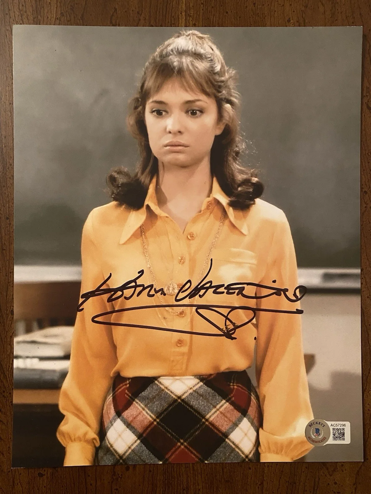Karen Valentine — Karen Valentine Signed Autographed Photo Room 222 Beckett BAS