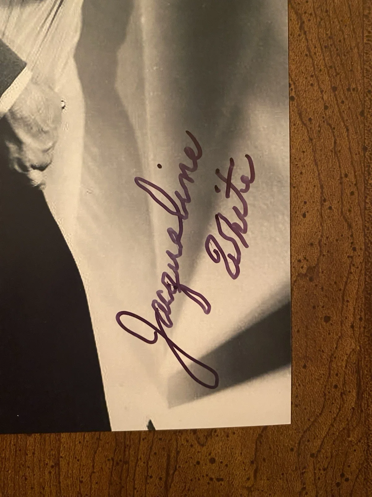 Jacqueline White — Jacqueline White Signed Autographed Photo Crossfire The Narrow Margin Beckett BA, изображение 2