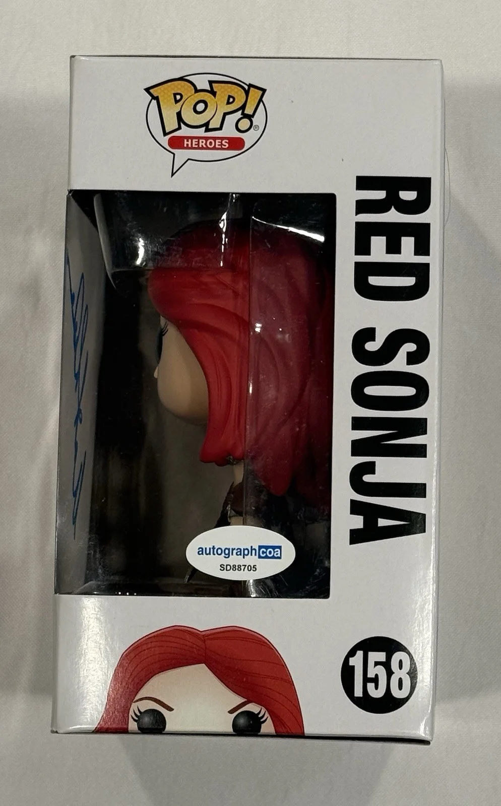 Matilda Lutz — Mitilda Lutz Signed Red Sonja Funko Pop! Heroes #158 ACOA COA, изображение 3