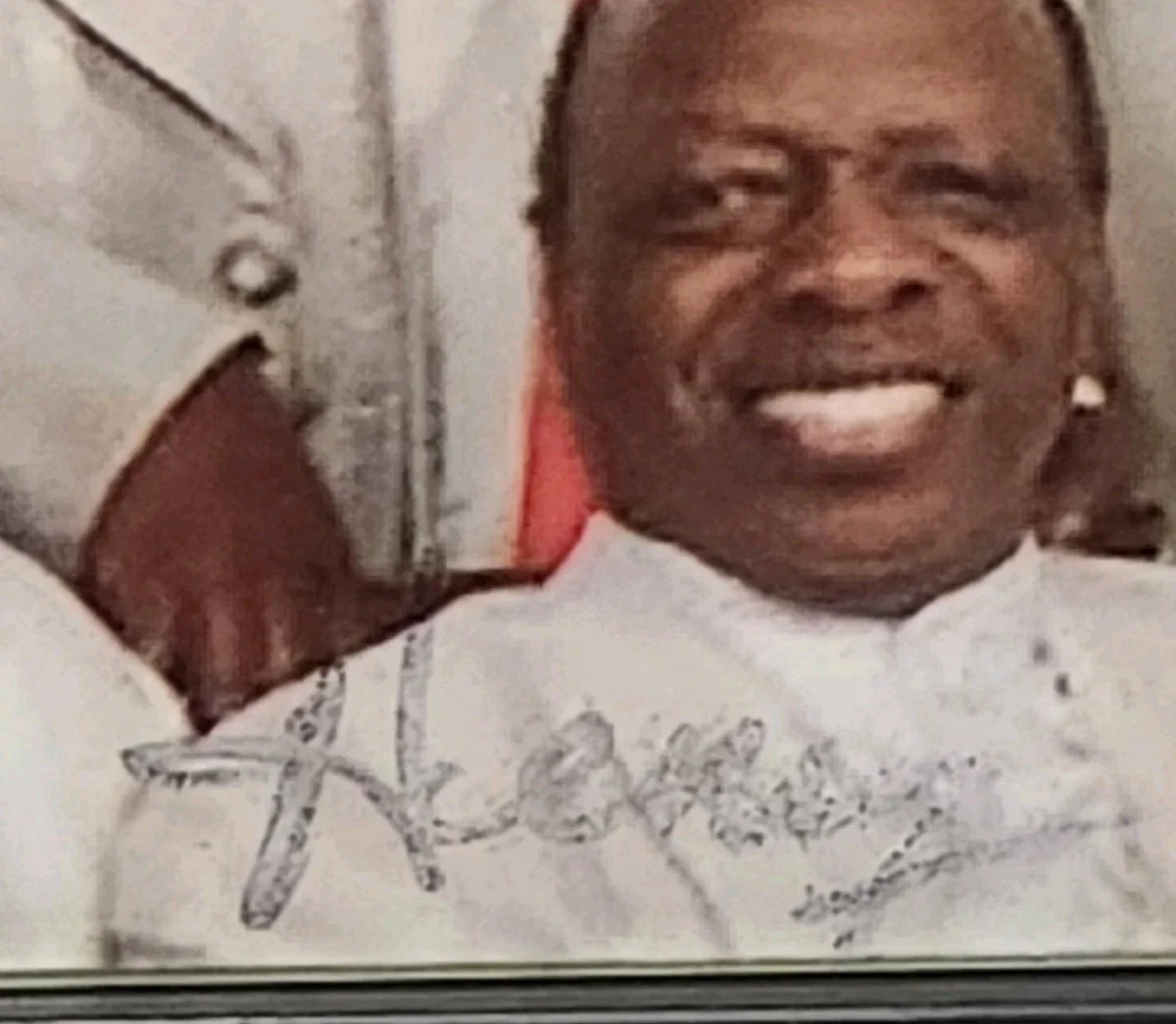 Henry Fambrough The Spinners Signed Framed 4×6 Photo *Authenticity Guaranteed, image 2