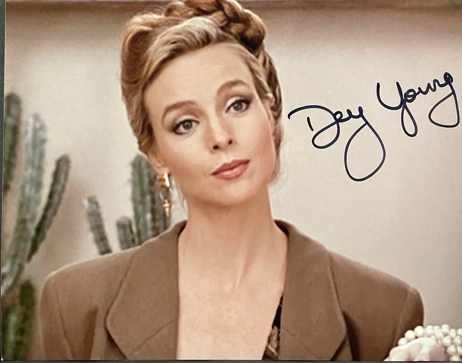 Dey Young — Dey Young Signed 8x10 Photo Pretty Woman Movie Rare
