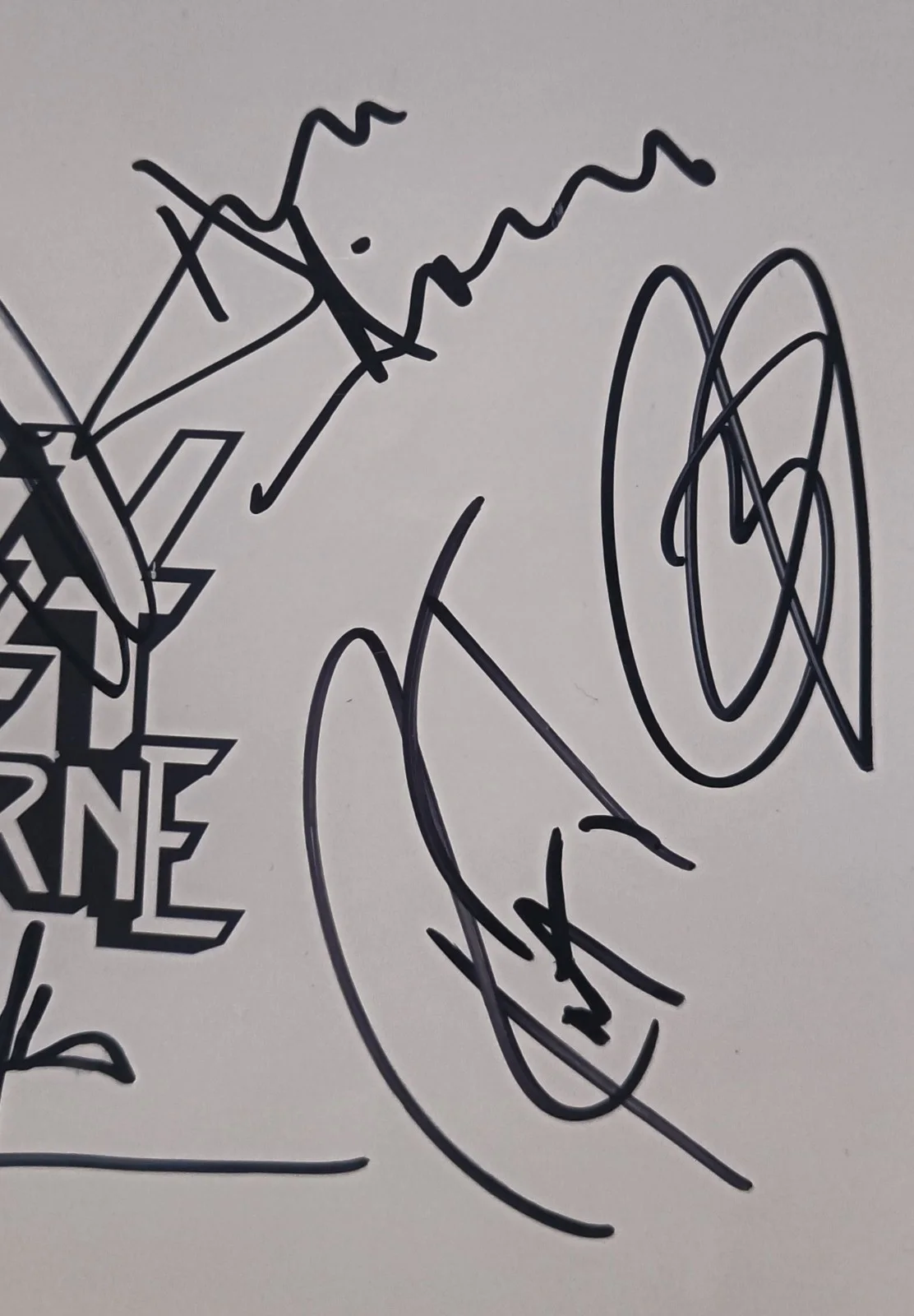 Signed Ozzy Osbourne logo photograph by 7 musicians,Jake E Lee,Wylde,Kerslake, image 4