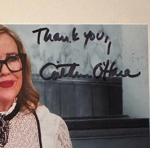 Catherine OHara signed Schitts Creek 4x6 Home Alone Nightmare Before Chritmas, изображение 3