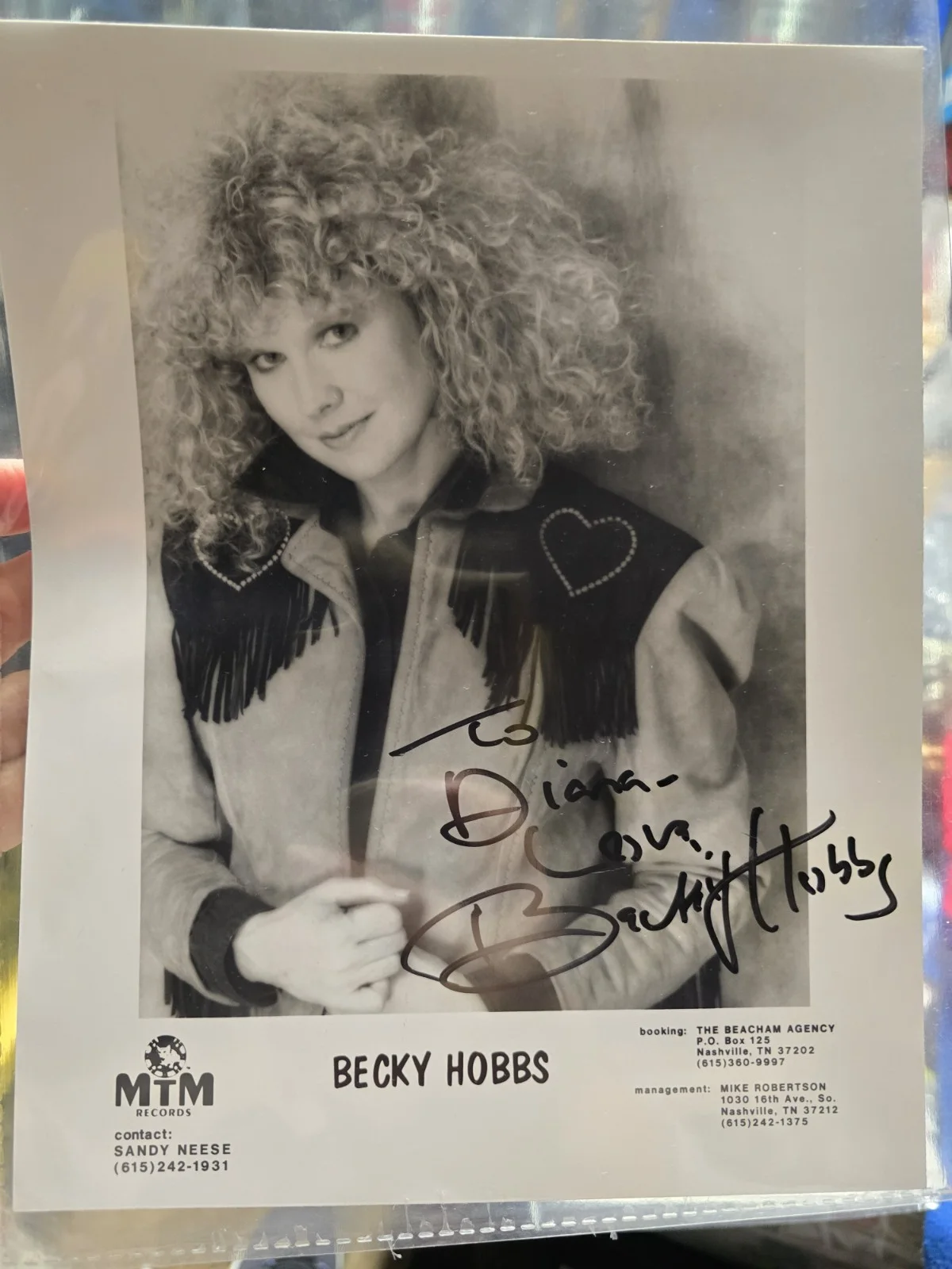 Marty merchant — Vintage 8 X 10 B & W Photo Becky Hobbs Signed To: Diana