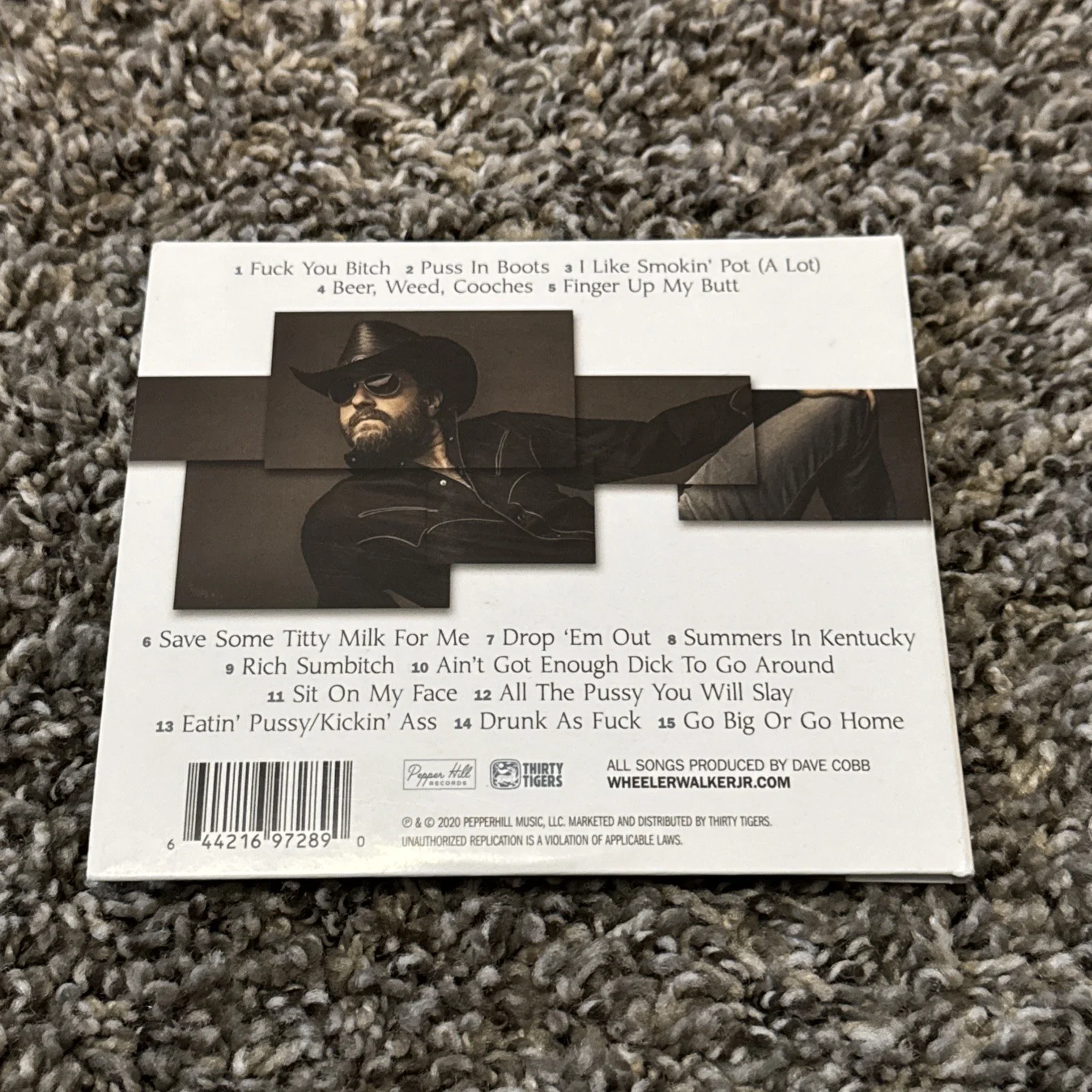 Wheeler Walker Jr — Wheeler Walker Jr Signed F**k You B*tch Greatest Hits CD Album Autograph, изображение 3