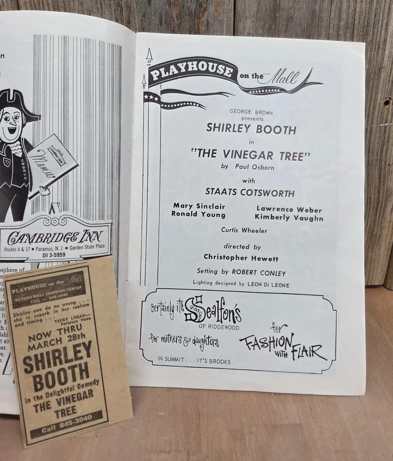 Shirley Booth, Kimberly Vaughn, Lawrence Weber — Shirley Booth | The Vinegar Tree Playbill | signed with co-signers | 1971 | NJ, изображение 2