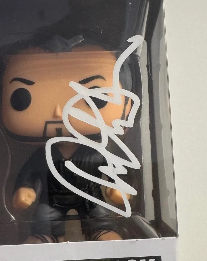 TITUS WELLIVER Autographed Lost Man in Black Funko Pop 420 SIGNED, изображение 4