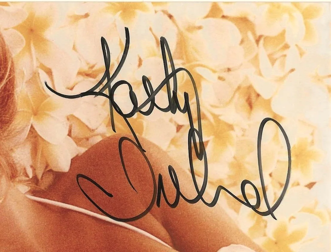 KATHY IRELAND — KATHY IRELAND HAND SIGNED 10X8 PHOTO FORMER SUPERMODEL, изображение 2