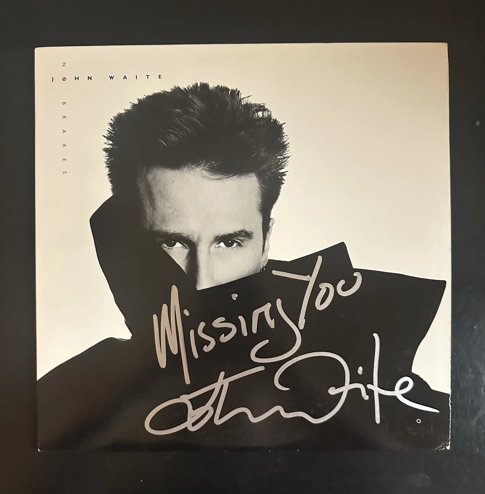 JOHN WAITE SIGNED NO BRAKES VINYL RECORD LP W/ MISSING YOU INSC. VIDEO PROOF, изображение 4