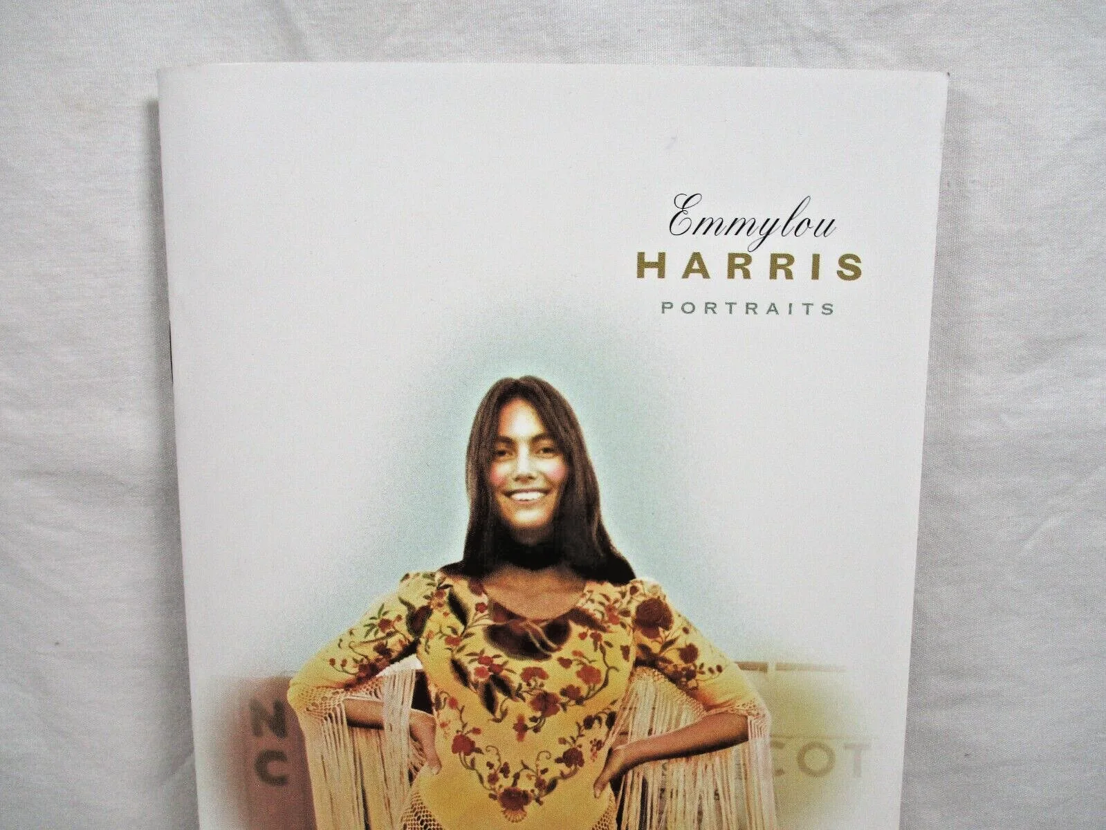 Emmylou Harris Booklet 1990's Tall 11 inches height 23 Pages Book Booklet Only, изображение 4