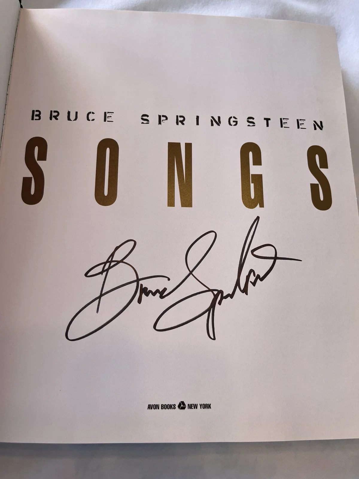 Bruce Springsteen — BRUCE SPRINGSTEEN AUTOGRAPHED SIGNED RARE FIRST 1ST EDITION SONGS BOOK BORN USA, изображение 2