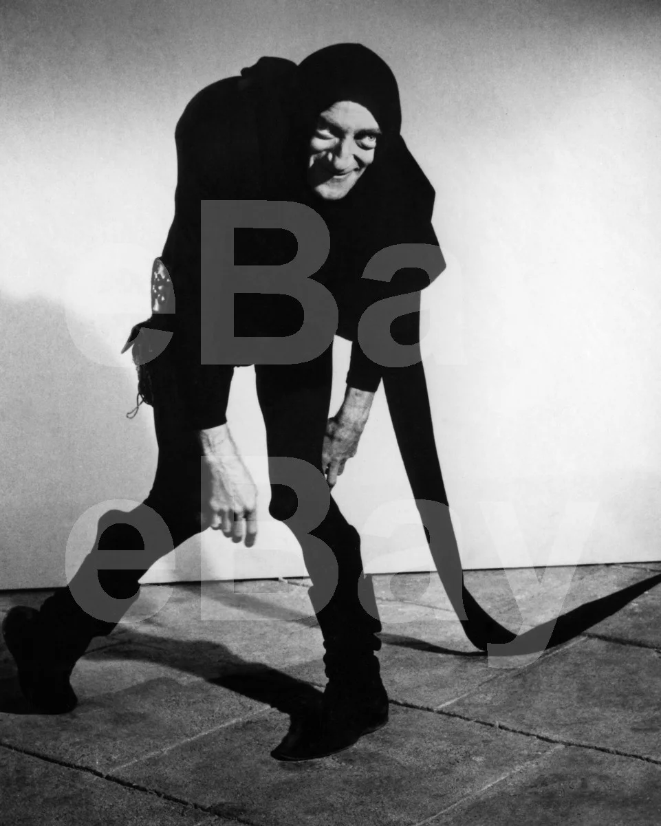 Young Frankenstein (1974) Marty Feldman 16x12 Photo Poster Print, image 4