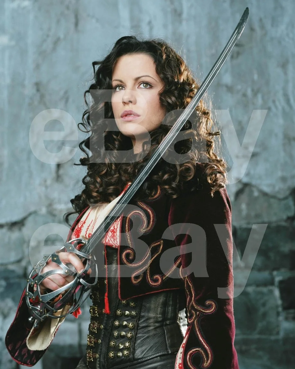 Van Helsing (2004) Kate Beckinsale 16x12 Photo Poster Print, изображение 4