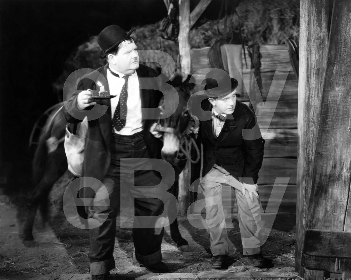 Way Out West (1937) Laurel & Hardy, Stan Laurel, Oliver Hardy 16x12 Photo, изображение 4