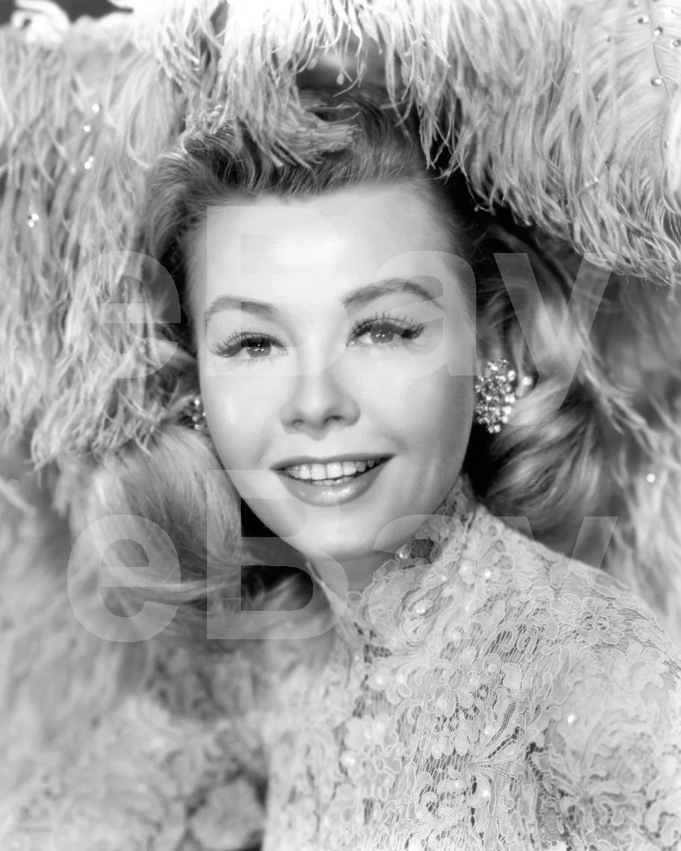Vera Ellen 16x12 Photo Poster Print, изображение 4