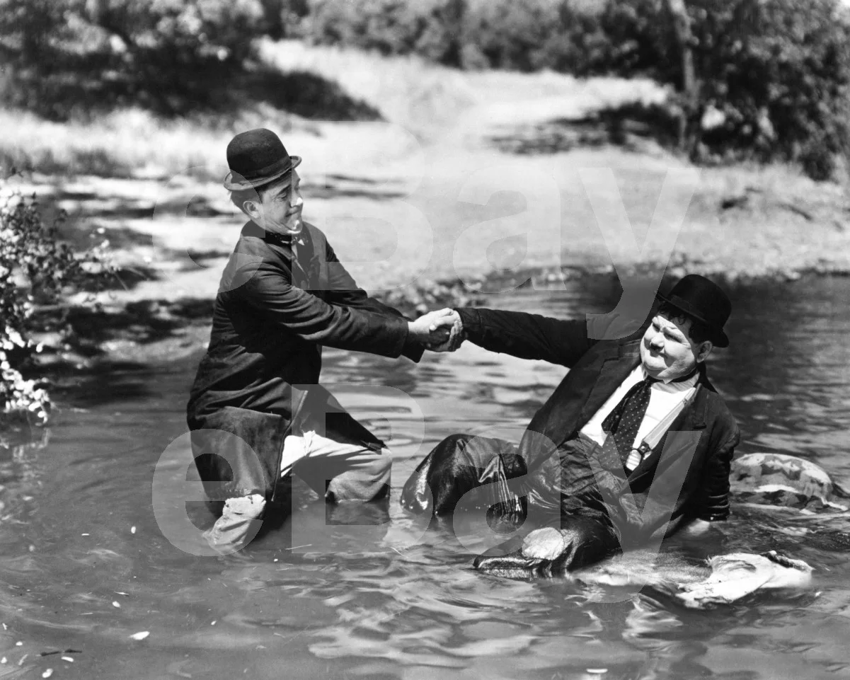 Way Out West (1937) Laurel & Hardy, Stan Laurel, Oliver Hardy 16x12 Photo, изображение 4