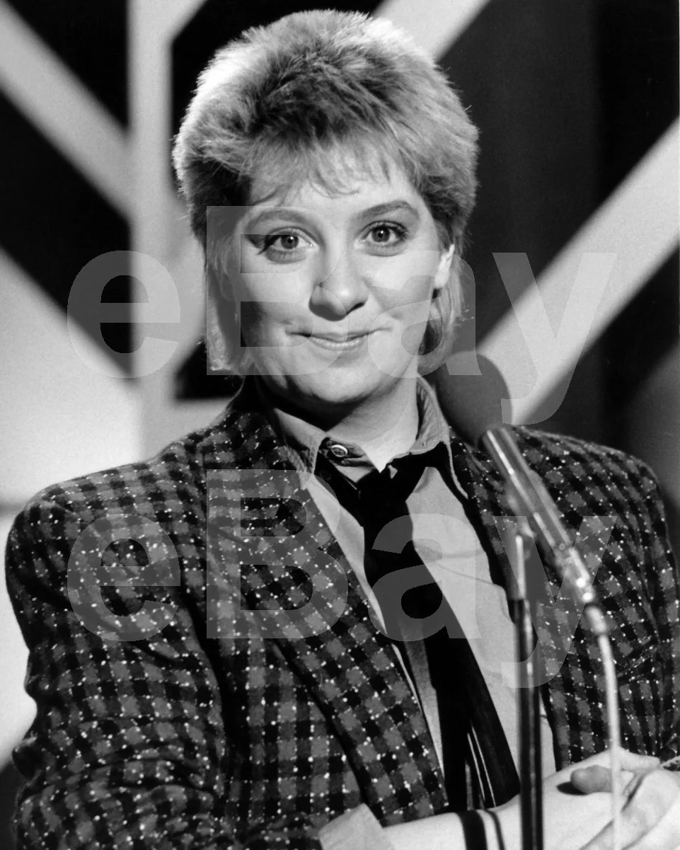 Victoria Wood 16x12 Photo Poster Print, изображение 4