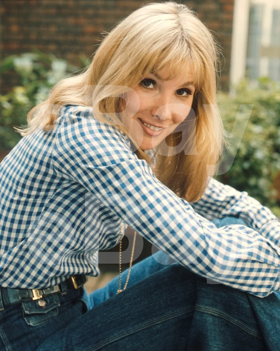 Susan Hampshire 16x12 Photo Poster Print, image 4