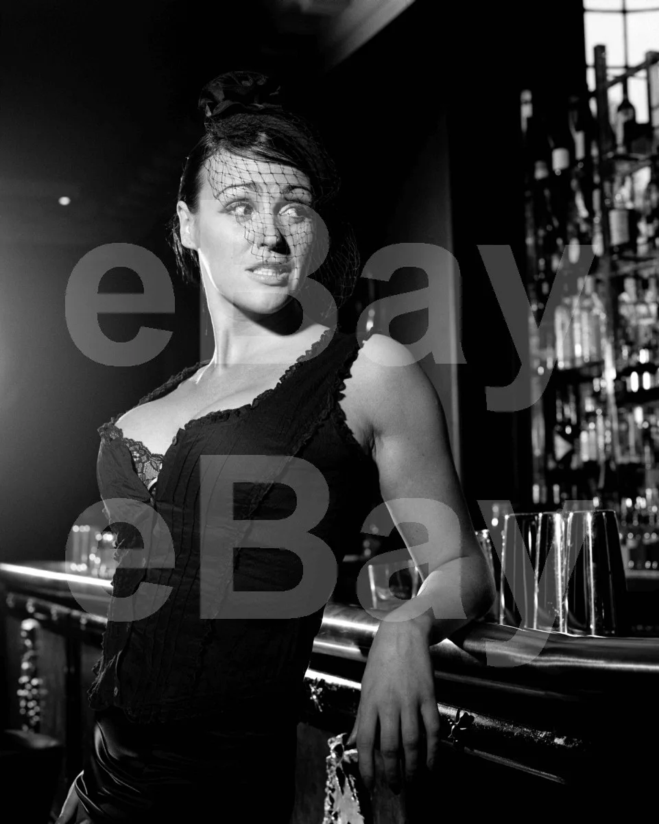 Suranne Jones 16x12 Photo Poster Print, изображение 4