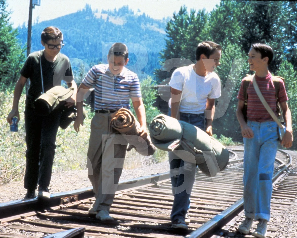 Stand By Me (1986) River Phoenix, Corey Feldman Cast 16x12 Photo Poster Print, image 4