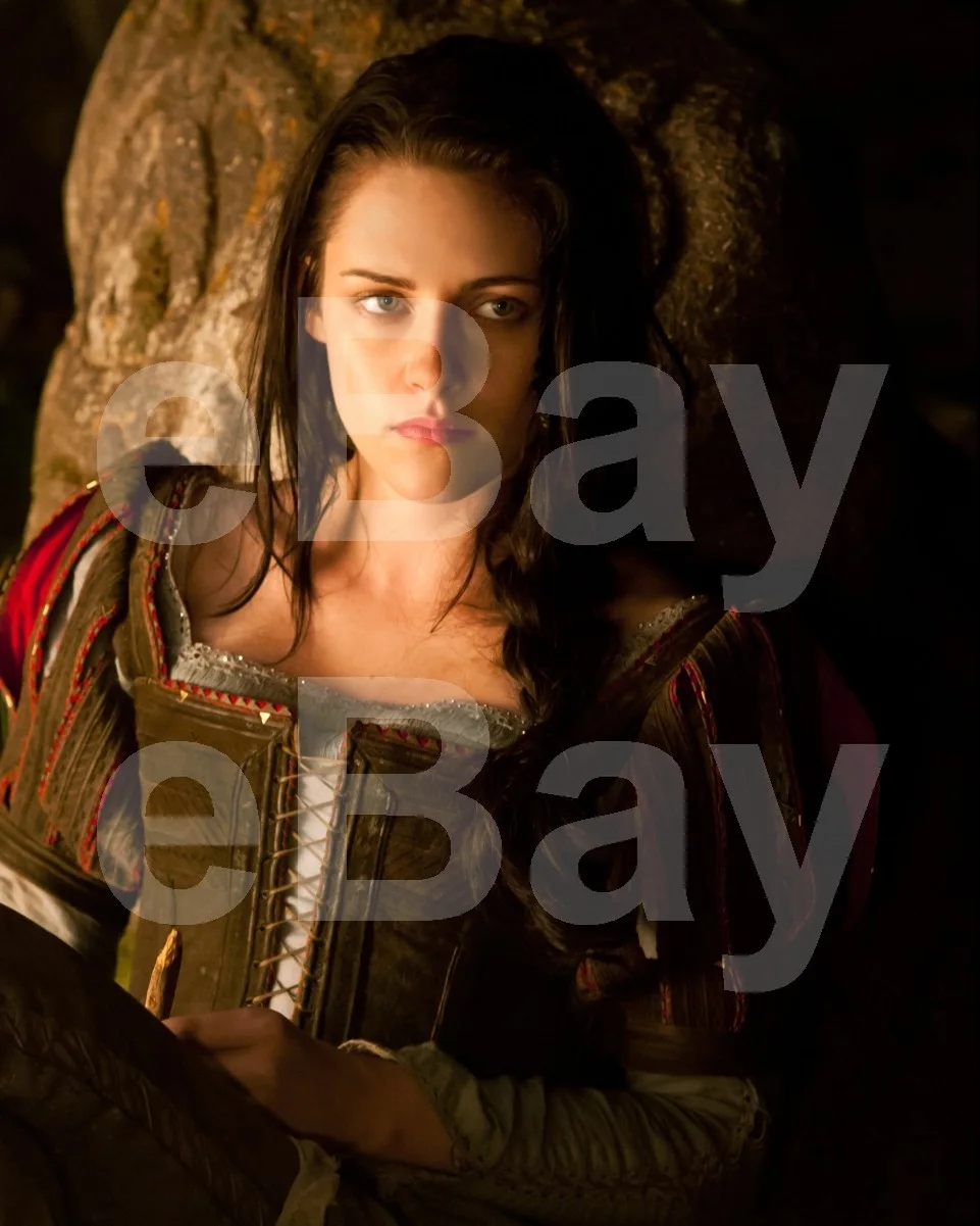 Snow White and the Huntsman (2012) Kristen Stewart 16x12 Photo Poster Print, изображение 4