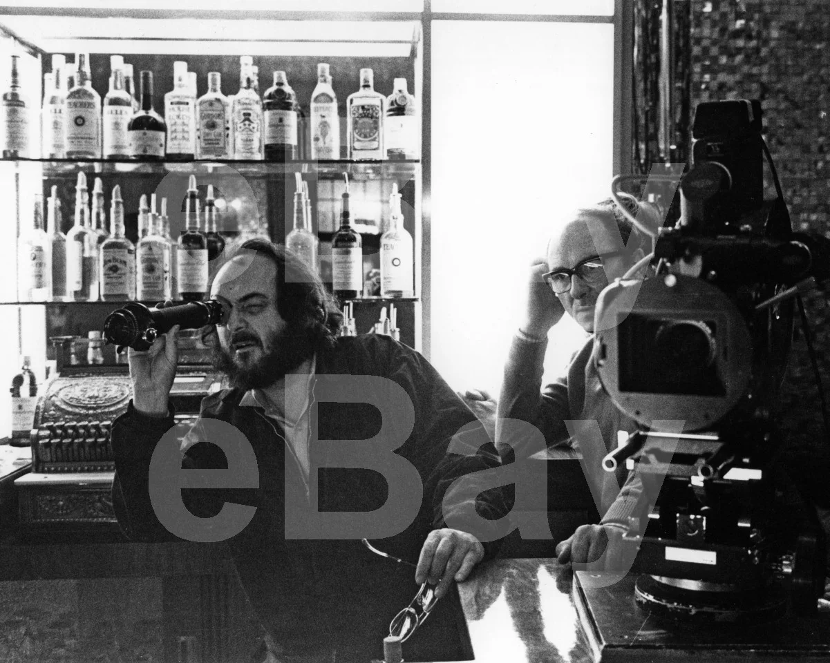 The Shining (1980) Stanley Kubrick "Director" 16x12 Photo Poster Print, изображение 4