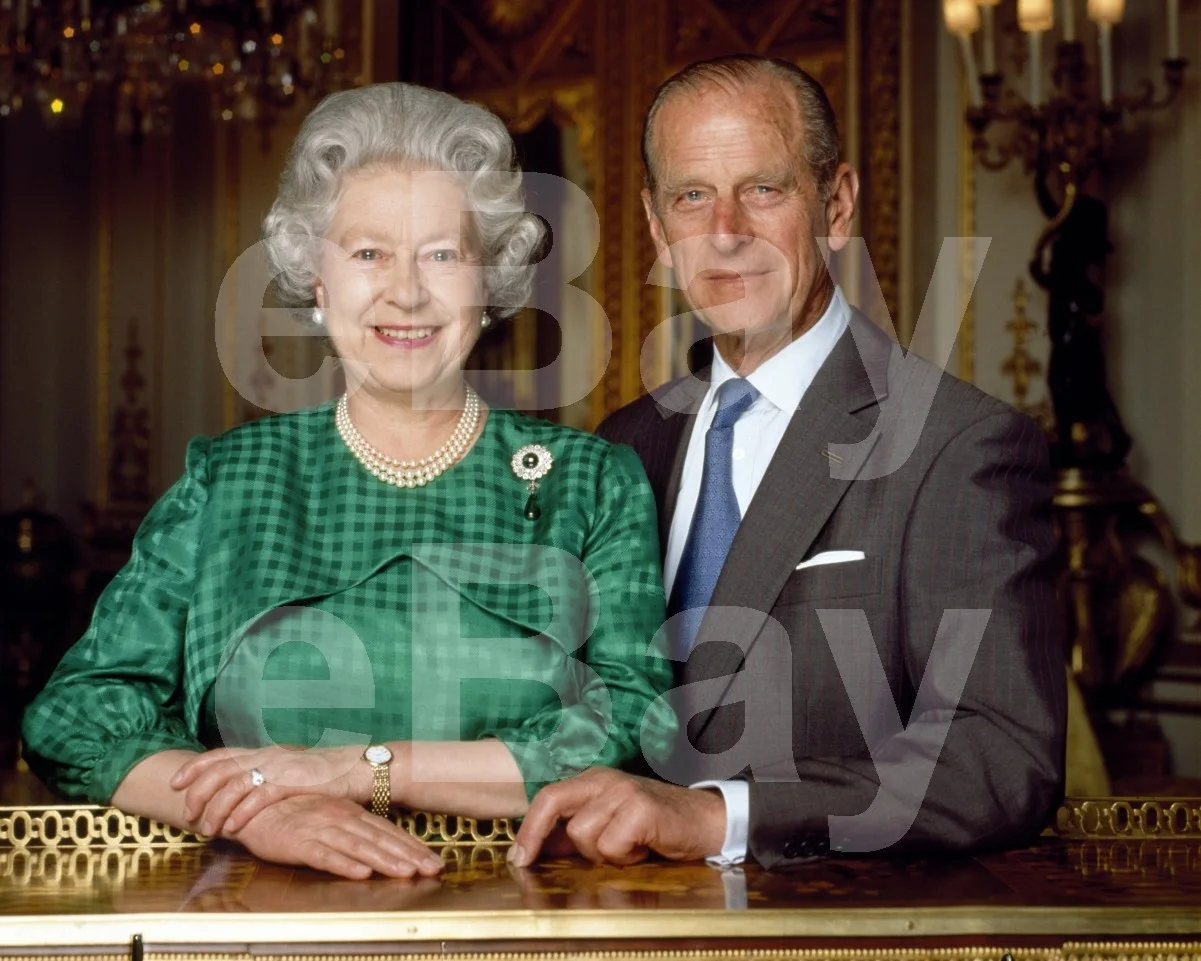 Queen Elizabeth II, Prince Philip 16x12 Photo Poster Print, изображение 4