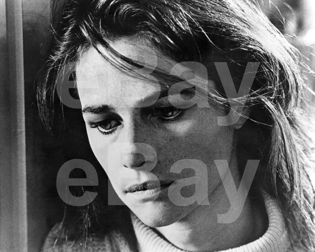 Night Porter (1974) Charlotte Rampling 16x12 Photo Poster Print, image 4
