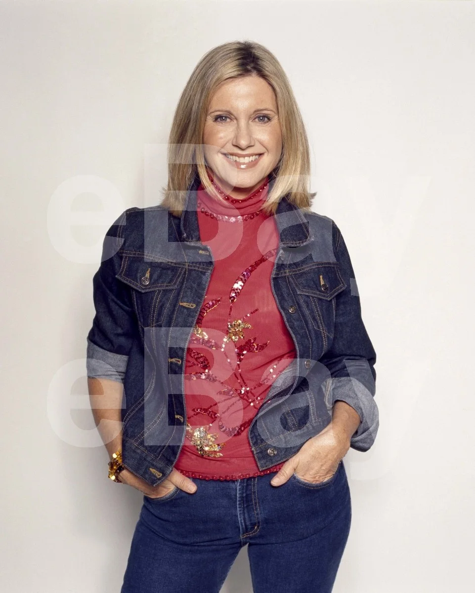 Olivia Newton-John 16x12 Photo Poster Print, изображение 4