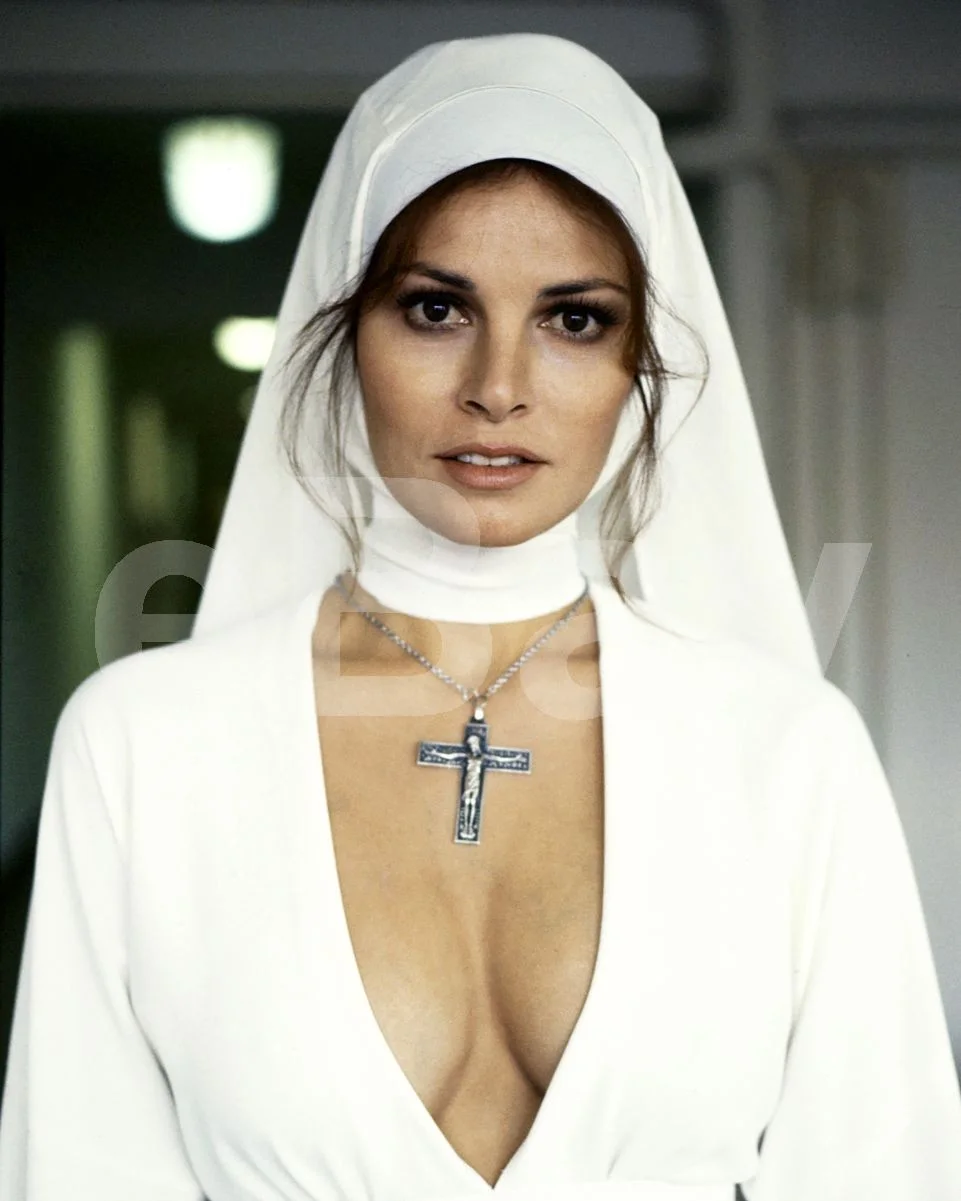 Myra Breckinridge (1970) Raquel Welch 16x12 Photo Poster Print, изображение 4