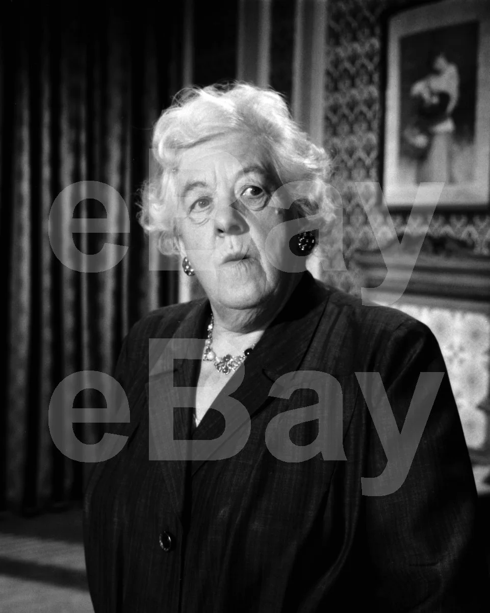 Murder Most Foul (1964) Margaret Rutherford "Miss Marple" 16x12 Photo Poster, изображение 4