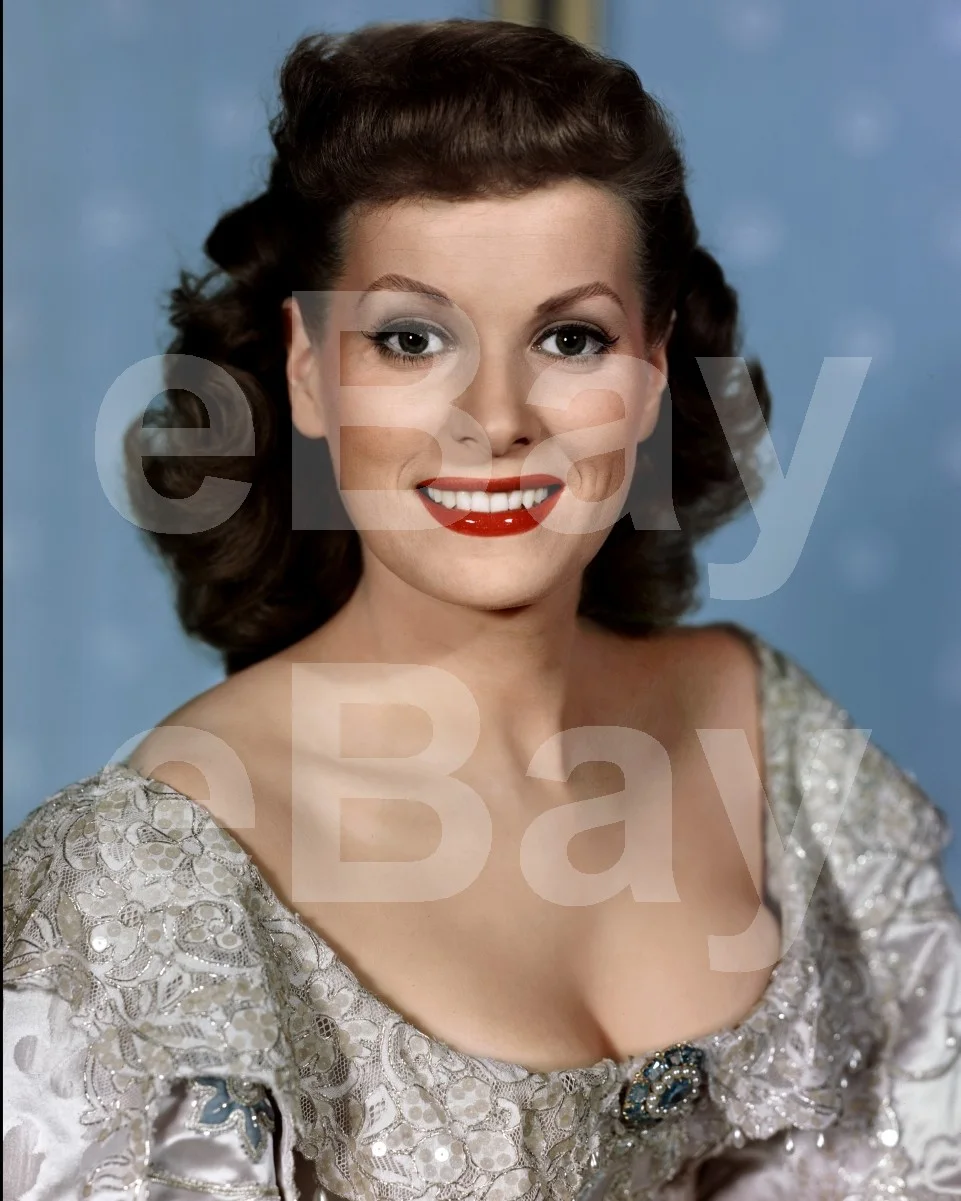 Maureen O'Hara 16x12 Photo Poster Print, image 4