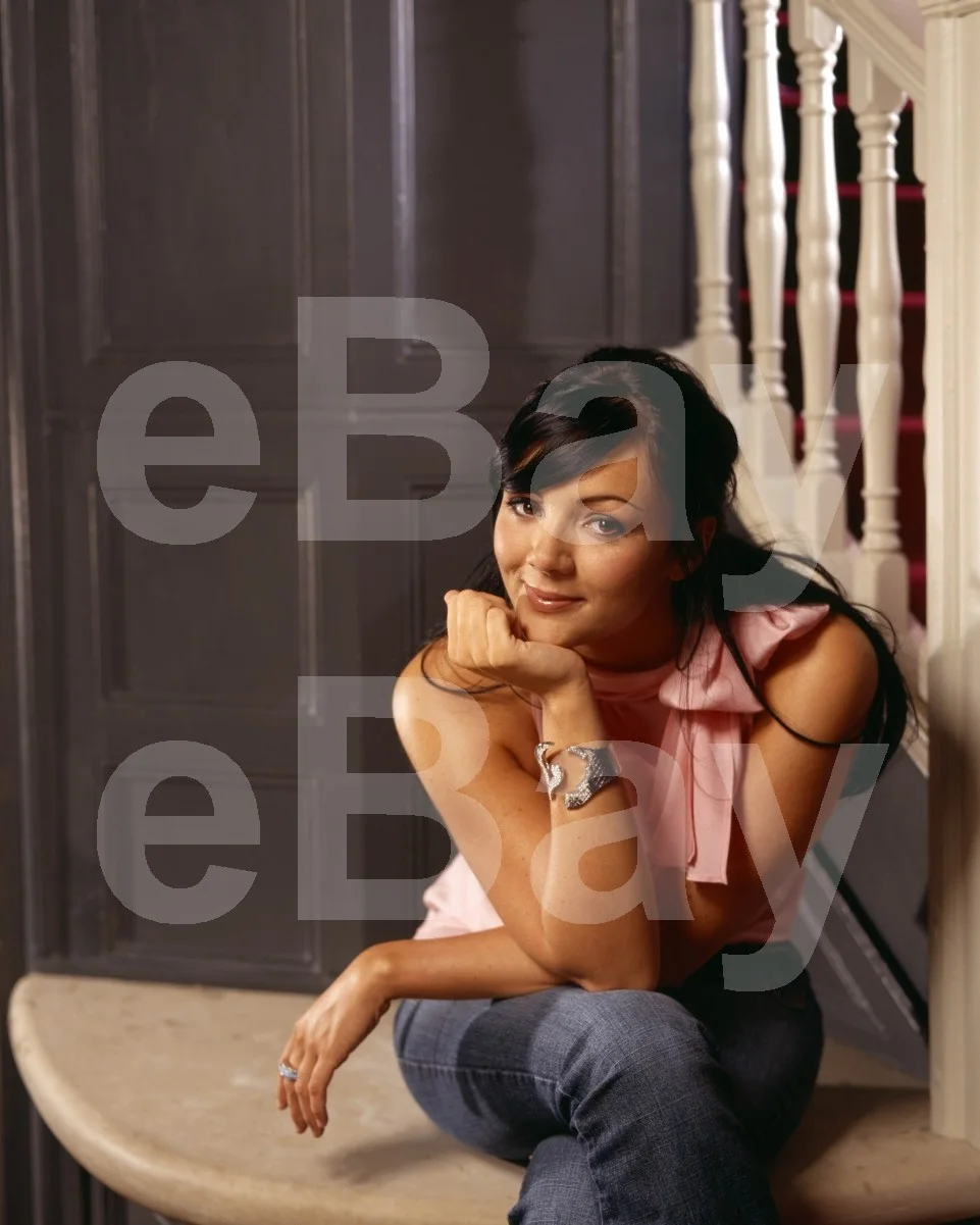 Martine McCutcheon 16x12 Photo Poster Print, изображение 4
