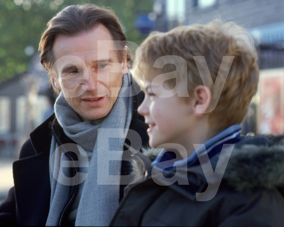 Love Actually (2003) Liam Neeson, Thomas Brodie Sangster 16x12 Photo Poster, image 4