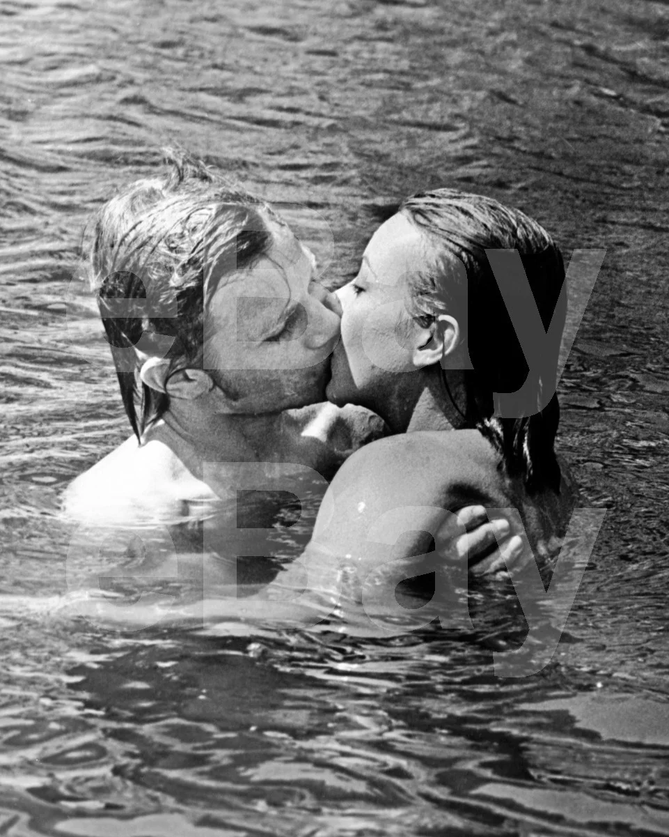 Logan's Run (1976) Jenny Agutter, Michael York 16x12 Photo Poster Print, image 4