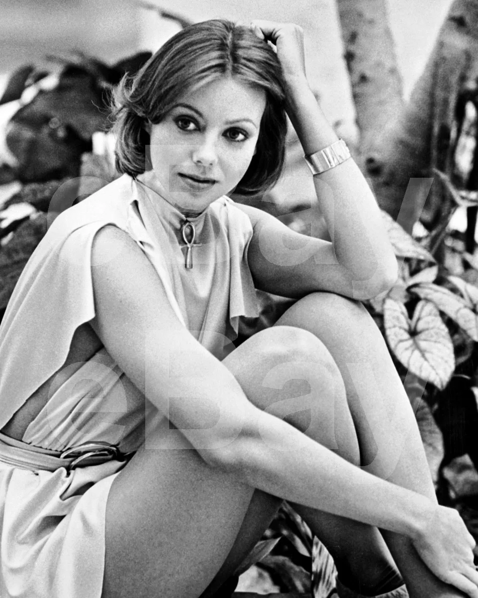 Logan's Run (1976) Jenny Agutter 16x12 Photo Poster Print, изображение 4