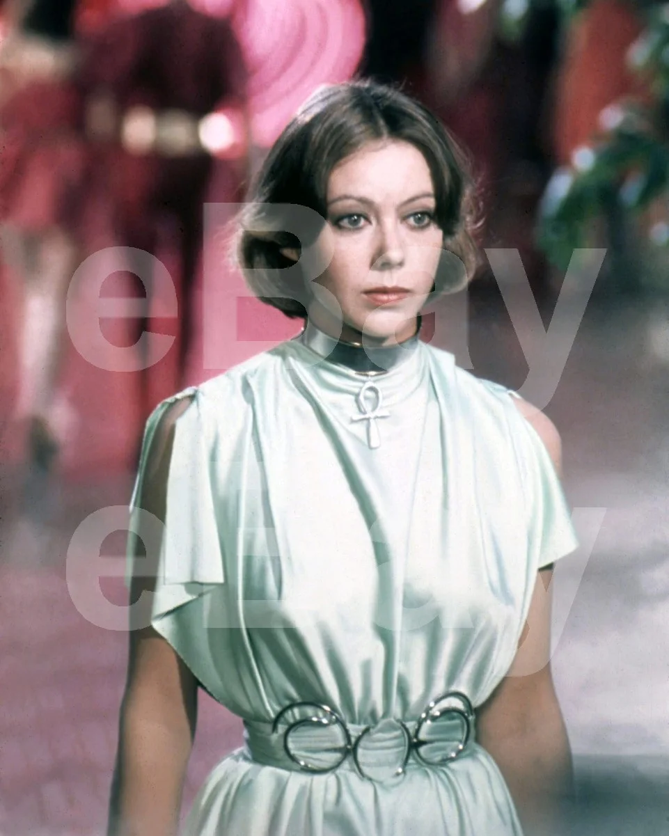 Logan's Run (1976) Jenny Agutter 16x12 Photo Poster Print, image 4