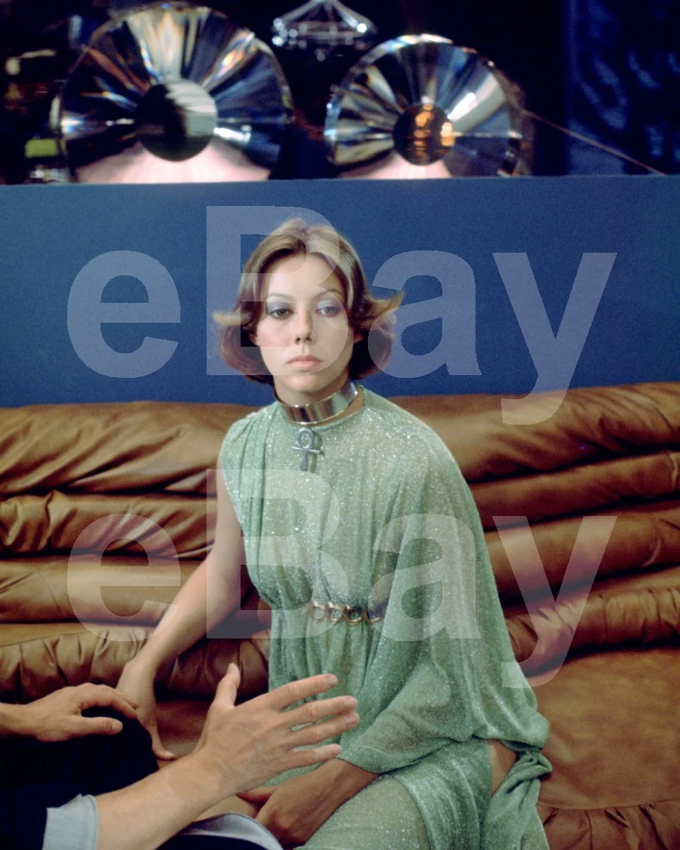 Logan's Run (1976) Jenny Agutter 16x12 Photo Poster Print, изображение 4