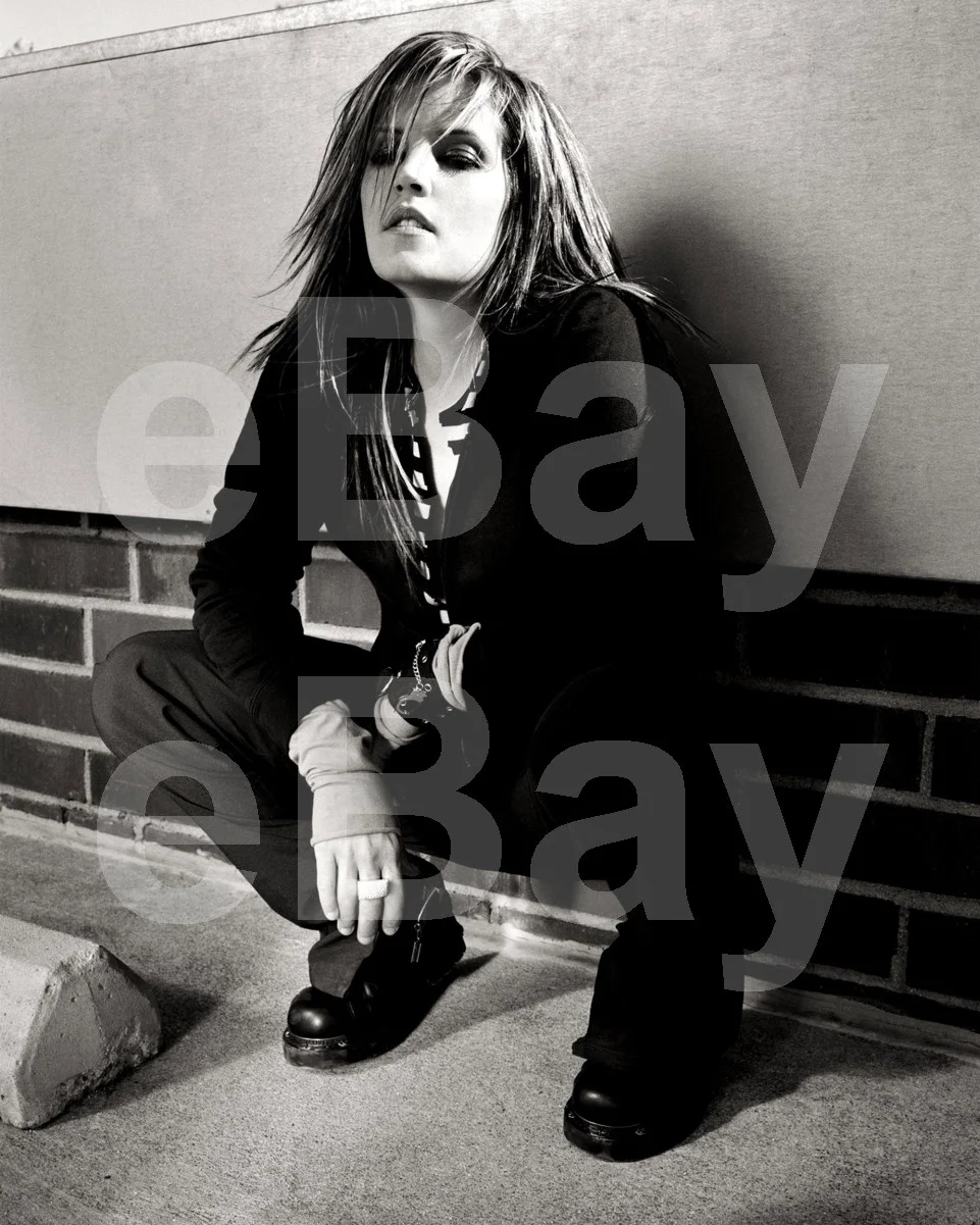 Lisa Marie Presley 16x12 Photo Poster Print, image 4