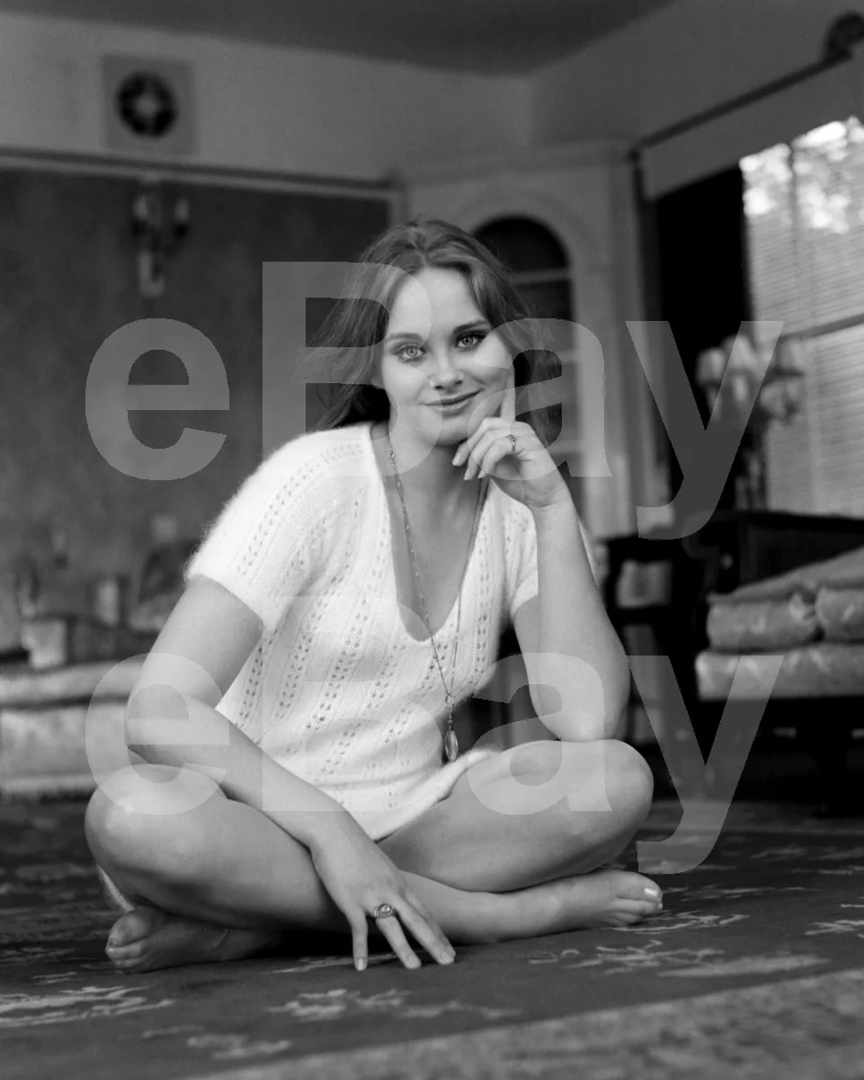 Linda Hayden 16x12 Photo Poster Print, изображение 4