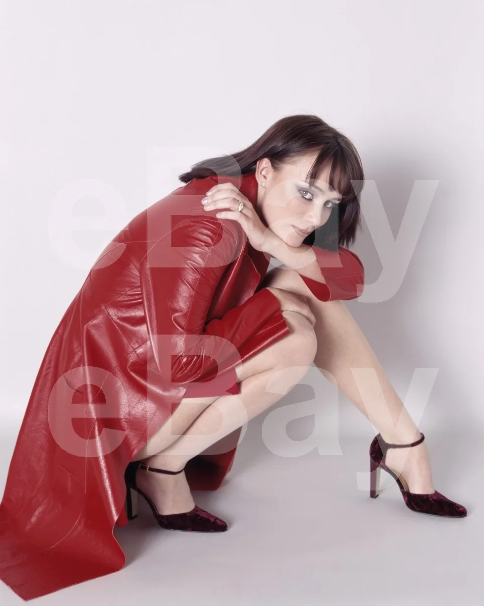 Keeley Hawes 16x12 Photo Poster Print, image 4