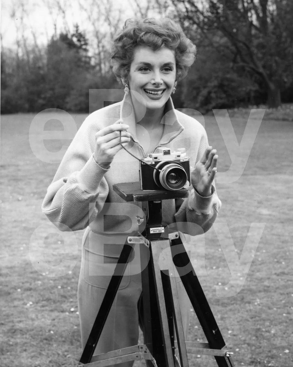 Kay Kendall 16x12 Photo Poster Print, изображение 4