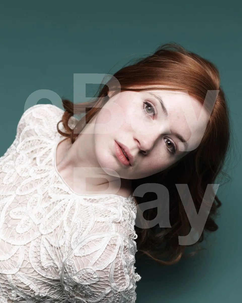 Karen Gillan 16x12 Photo Poster Print, изображение 4