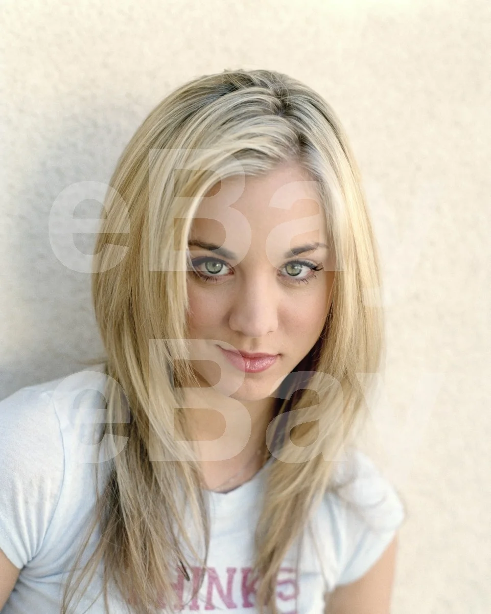 Kaley Cuoco 16x12 Photo Poster Print, image 4