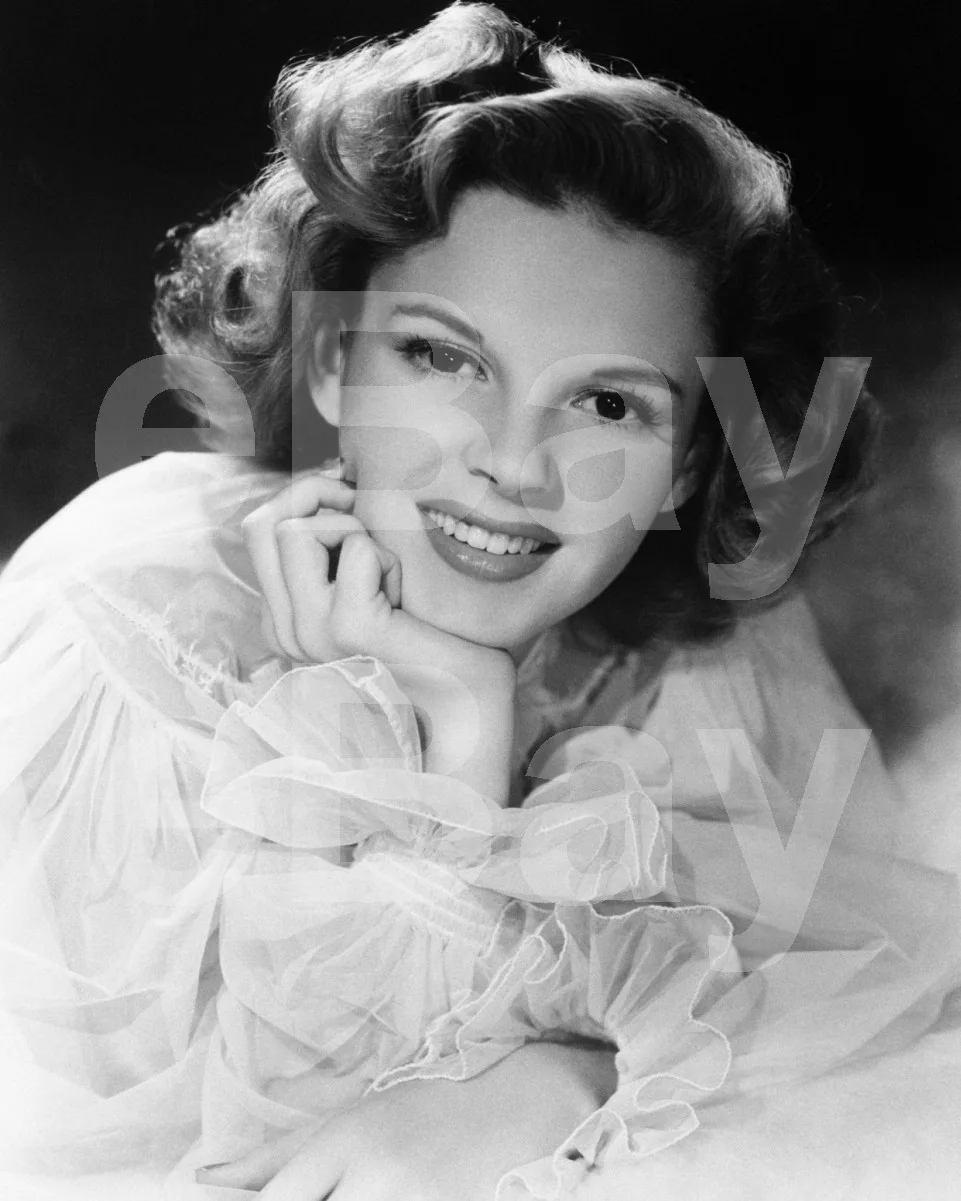 Judy Garland 16x12 Photo Poster Print, изображение 4