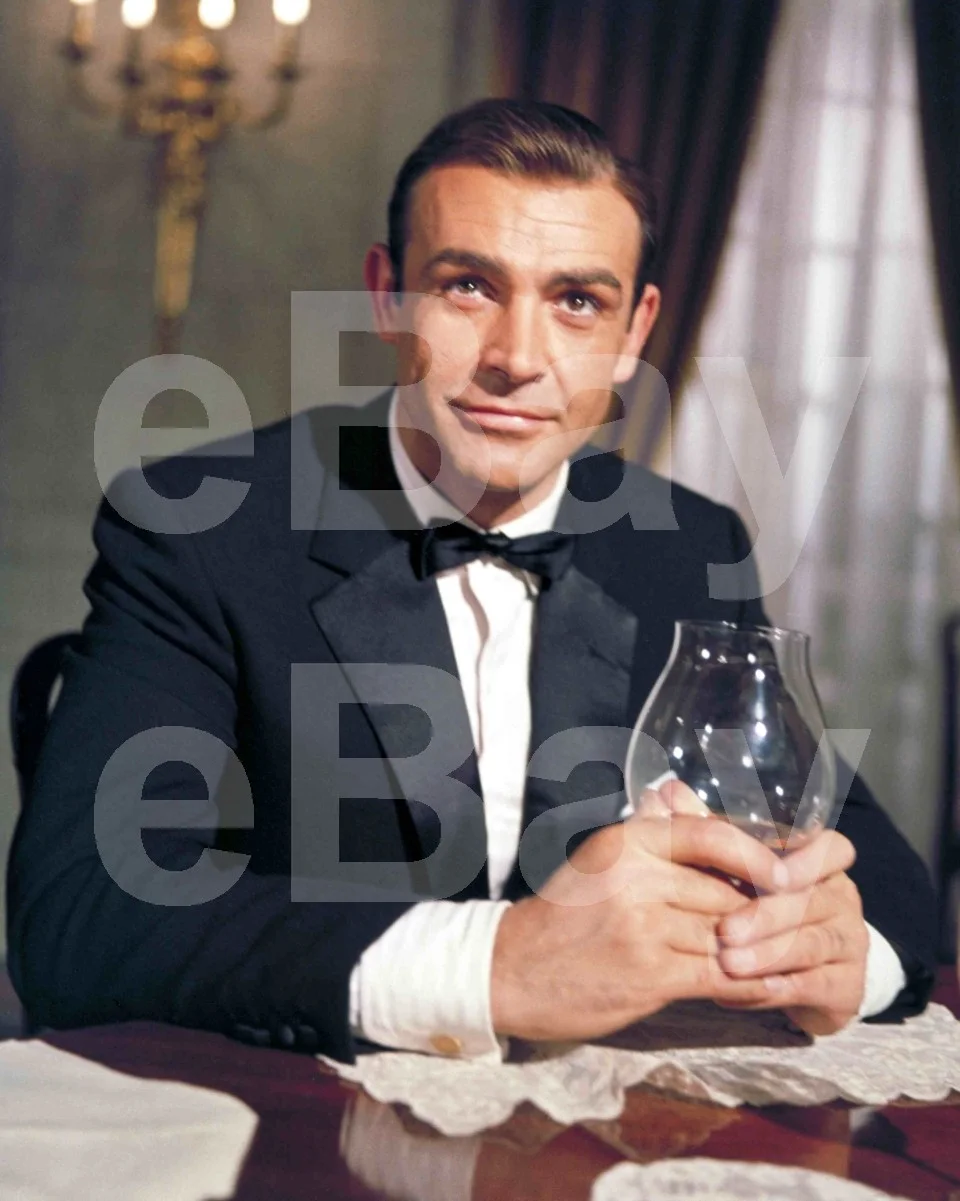 Goldfinger - James Bond (1964) Sean Connery 16x12 Photo Poster Print, изображение 4