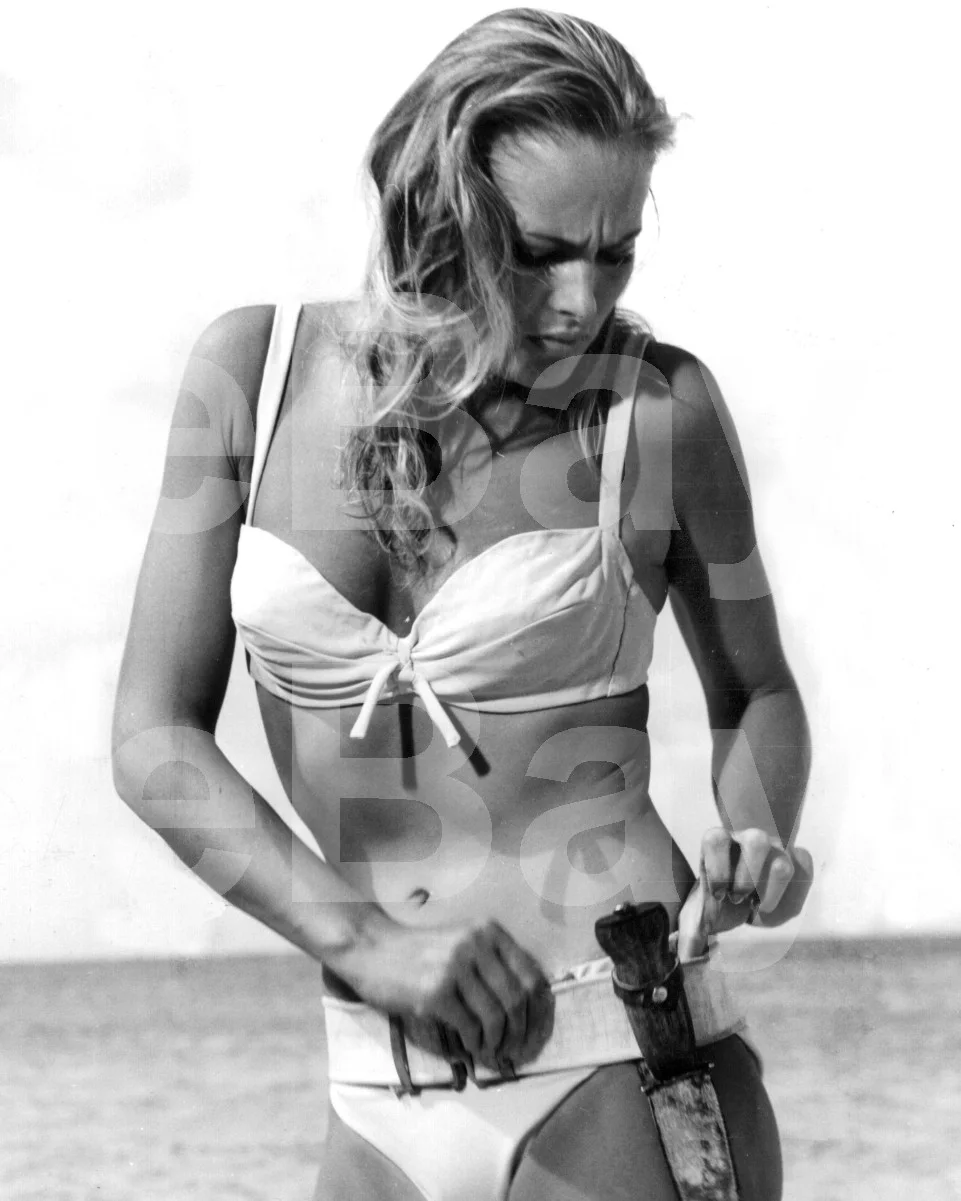 Dr. No - James Bond (1962) Ursula Andress 16x12 Photo Poster Print, изображение 4