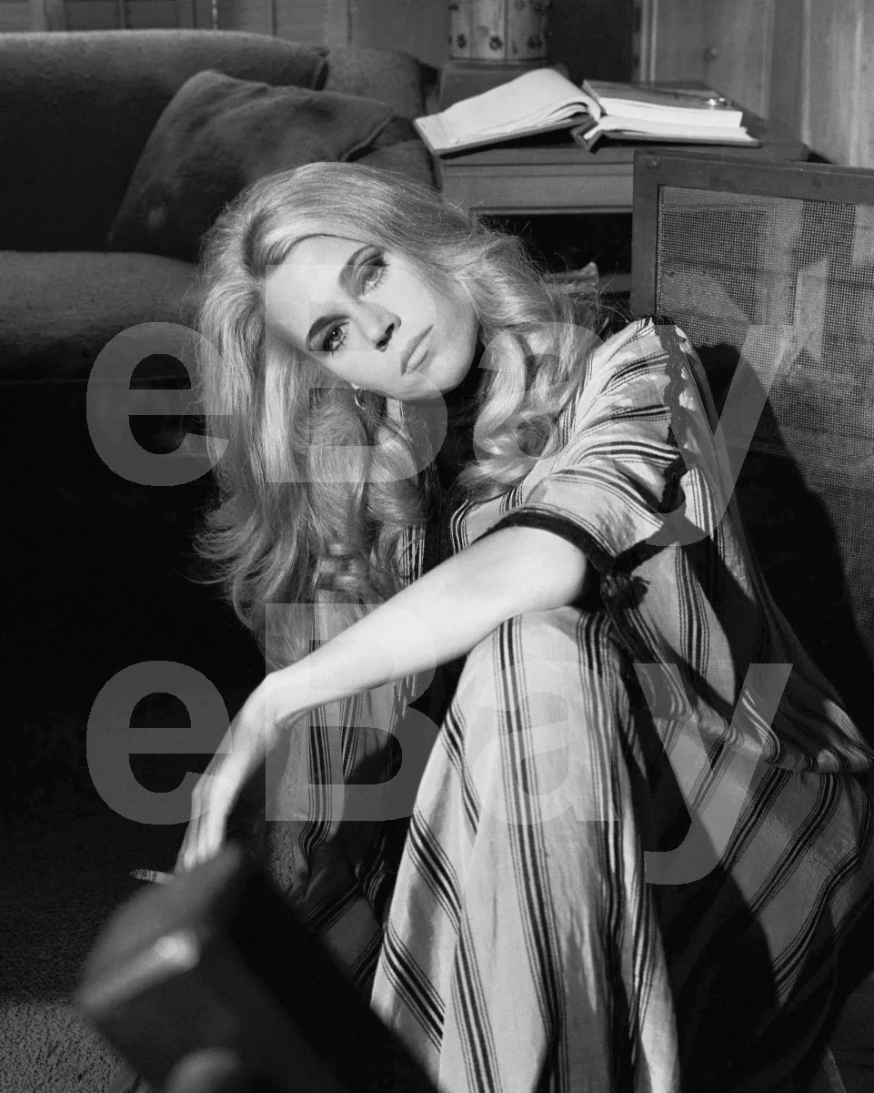Jane Fonda 16x12 Photo Poster Print, изображение 4