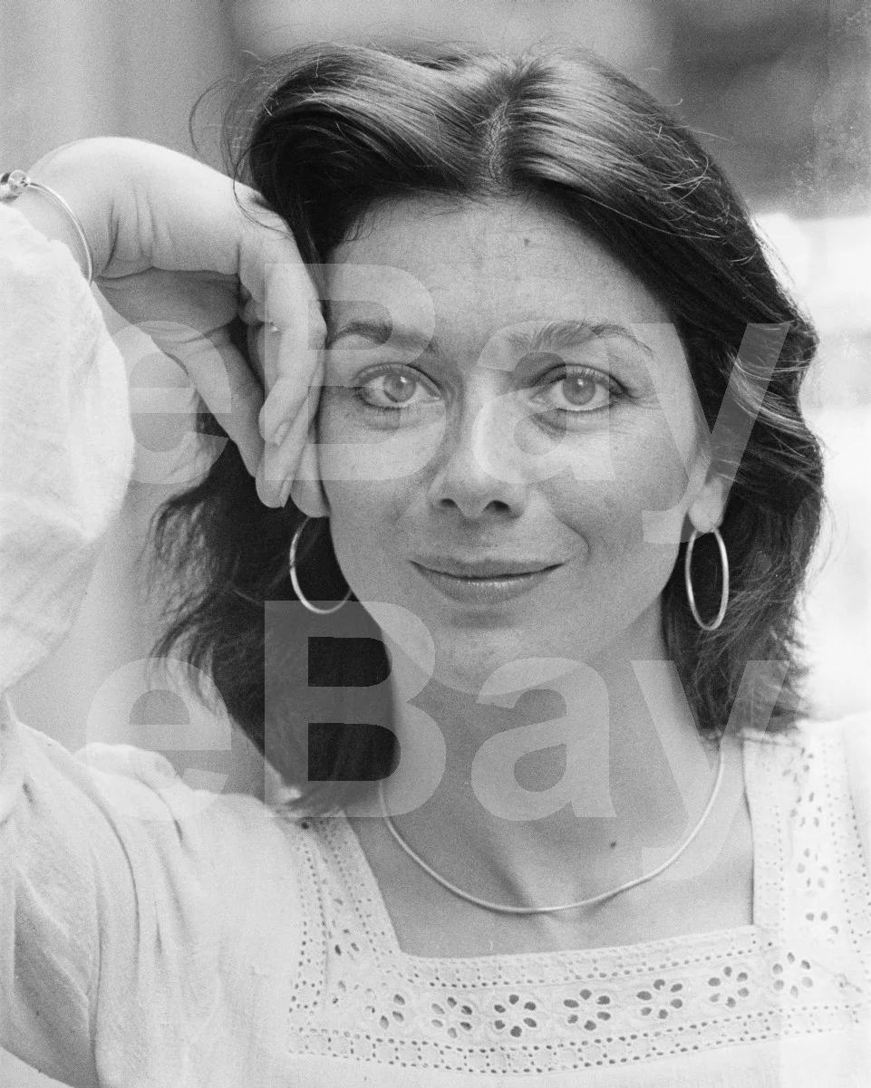 Jacqueline Pearce 16x12 Photo Poster Print, image 4
